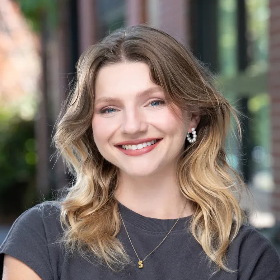 Johanna Miu headshot